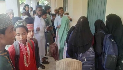 চিলাহাটিতে অধ্যক্ষের অবহেলায় কারণে মাদ্রাসা প্রায় অচলাবস্থা: সাধারণ শিক্ষার্থীদের ক্ষোভ