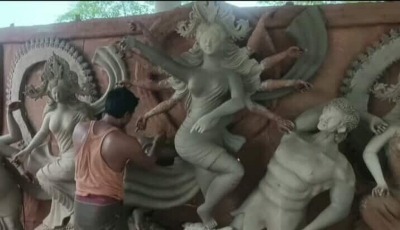 নওগাঁয় আট শতাধিক মন্দিরে দুর্গোৎসবের ব্যাপক প্রস্তুতি