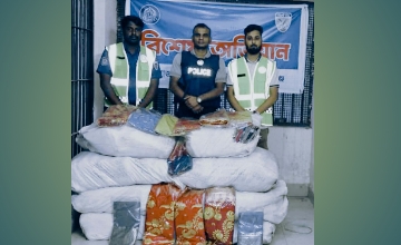 সুনামগঞ্জে ভারতীয় কাতান শাড়ির বিশাল চালান জব্দ