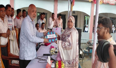দৌলতপুরের তারাগুনিয়া মাধ্যমিক বিদ্যালয়ে ক্রীড়া সাংস্কৃতিক প্রতিযোগিতা ও পুরুষ্কার বিতরণ