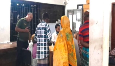 রাতের আঁধারে রহস্যময় বন্যপ্রাণীর তাণ্ডবে রাণীশংকৈলে আহত অন্তত ১০