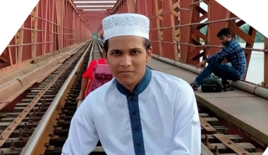 বড় আলেম বানানোর স্বপ্ন পূরণ হয়নি জুলাই শহীদ নাসিরের বাবা-মায়ের 
